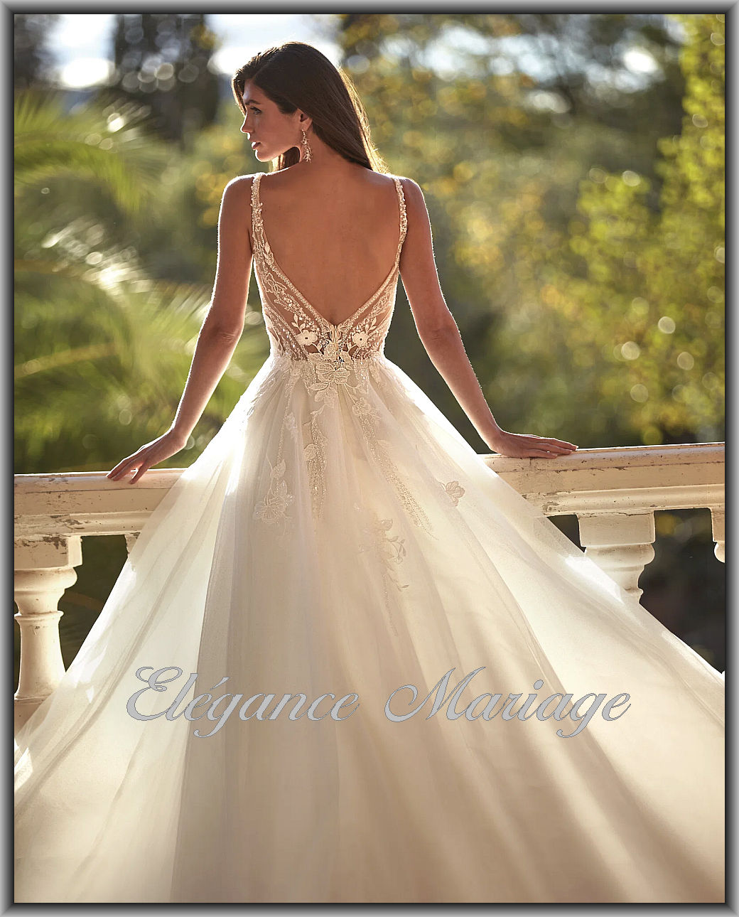 Azalée robe de mariée tulle Dax avec dos en V transparent et jupe pailletée