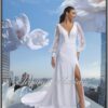 Fiona robe de mariée fendue manches longues Pronuptia