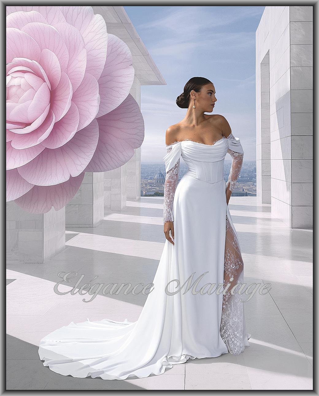 Fiorella robe de mariée fendue encolure bateau Pronuptia