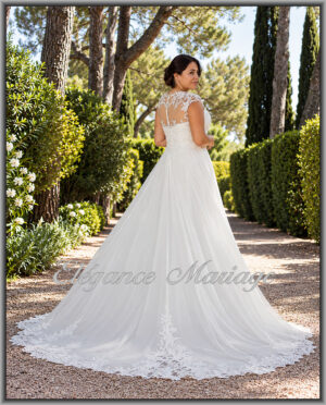 Robe de mariée bohème IDEALE disponible à Dax