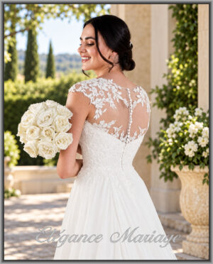 Robe de mariée bohème à traîne travaillée dans les Landes