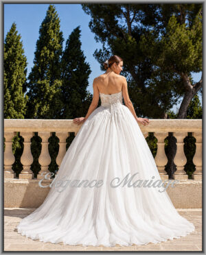 IVANNE robe de mariée princesse vue de dos