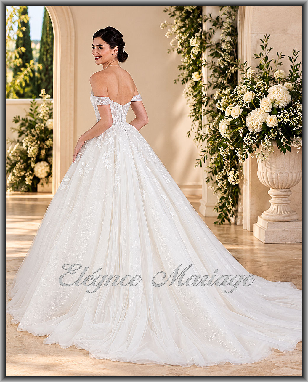 Robe de mariée princesse IZZA avec bustier en dentelle florale et jupe scintillante