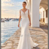 Selma robe mariée sirène dos nu ivoire avec manches effet cape