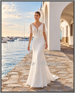Selma robe mariée sirène dos nu ivoire avec manches effet cape